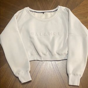 Balance Athletica Essence Crew